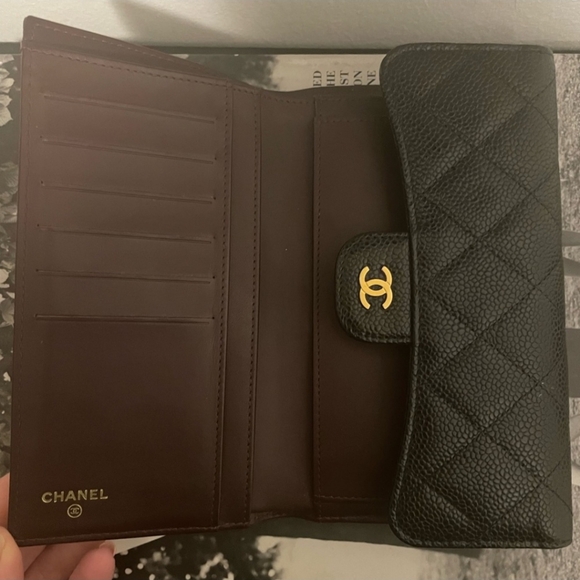 🆕️Chanel XL Caviar Flap Trifold Wallet - Picture 15 of 17